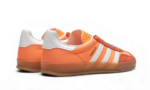Adidas Gazelle Indoor Beam Orange - vue 3