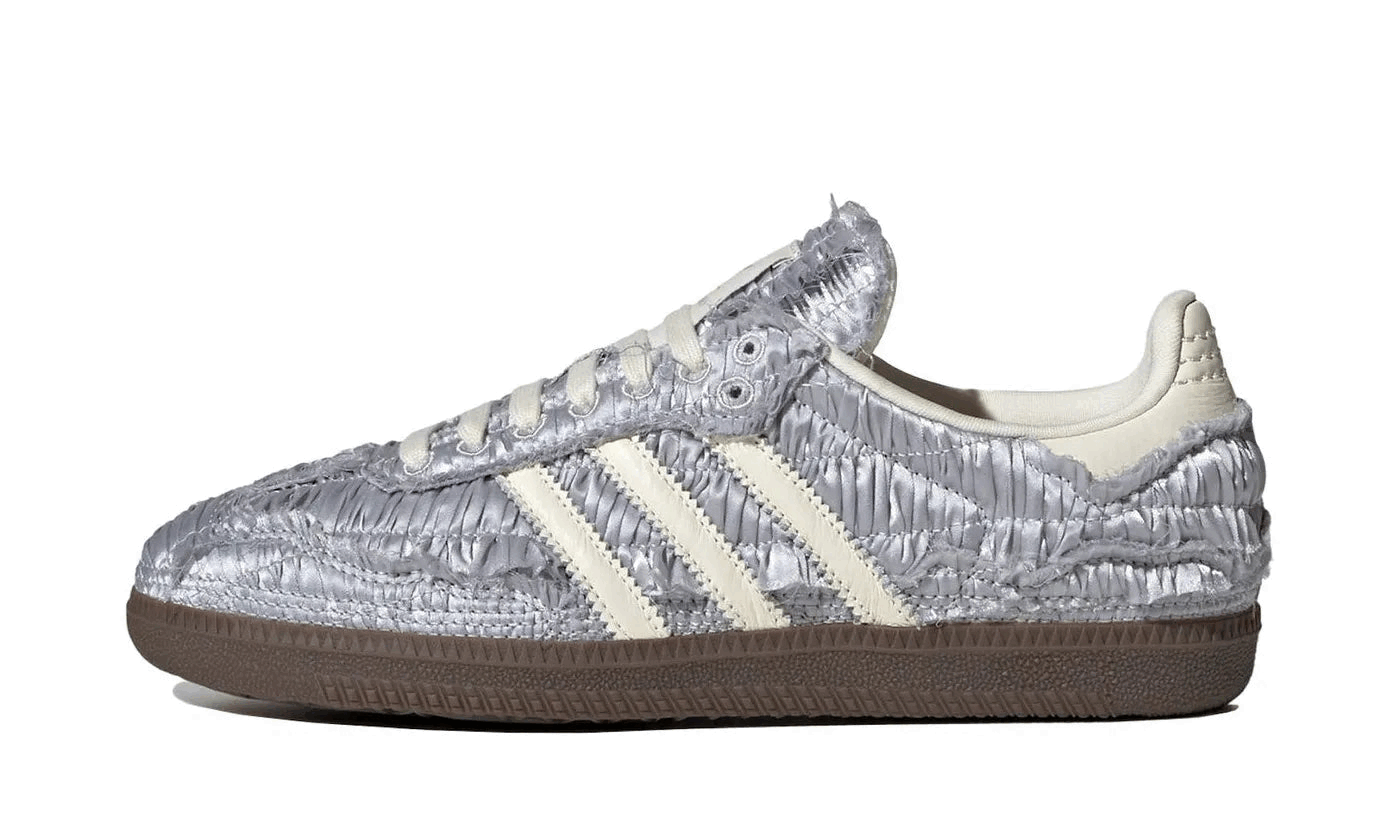 adidas-samba-og-caroline-hu-satin-silver-metallic-874092 Adidas Samba OG Caroline Hu Satin Silver Metallic authentique