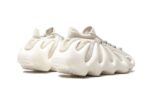 Adidas Yeezy 450 Cloud White - vue 3