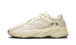 Adidas Yeezy 700 Analog authentique