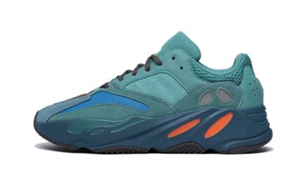 Adidas Yeezy 700 Faded Azure authentique