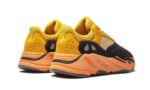 Adidas Yeezy 700 Sun - vue 3