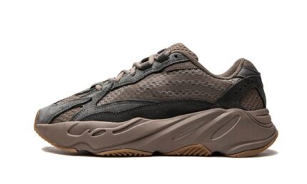 Adidas Yeezy 700 V2 Mauve authentique