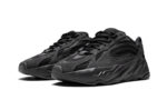 Adidas Yeezy 700 V2 Vanta - vue 2