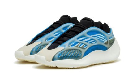 Adidas Yeezy 700 V3 Arzareth - vue 2