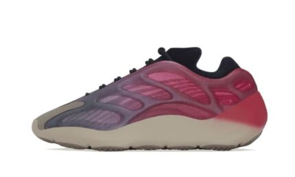 Adidas Yeezy 700 V3 Fade Carbon authentique