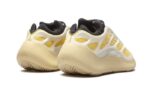 Adidas Yeezy 700 V3 Safflower - vue 3