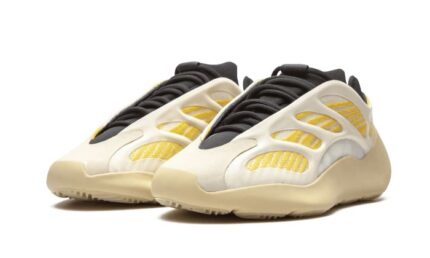 Adidas Yeezy 700 V3 Safflower - vue 2