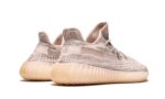 Adidas Yeezy Boost 350 V2 Synth (Non-Reflective) - vue 3