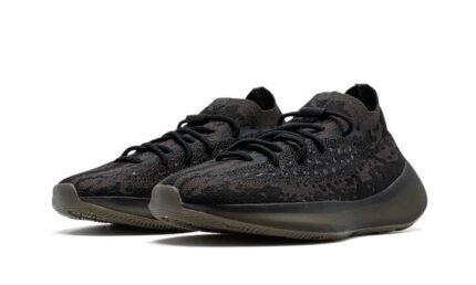 Adidas Yeezy Boost 380 Onyx (Non-Reflective) - vue 2