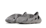 Adidas Yeezy Foam RNNR MX Granite - vue 2