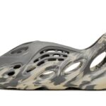 Adidas Yeezy Foam RNNR MXT Moon Gray authentique