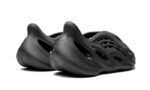 Adidas Yeezy Foam RNNR Onyx - vue 3