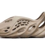 Adidas Yeezy Foam RNNR Stone Sage authentique