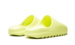 Adidas Yeezy Slide Glow Green - vue 3
