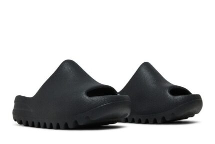 Adidas Yeezy Slide Onyx (Kids) - vue 2