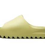 Adidas Yeezy Slide Resin (Restock Pair) authentique