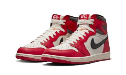 Air Jordan 1 High Chicago Lost And Found (Reimagined) - vue 2