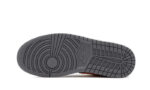 Air Jordan 1 Low Black Vivid Orange - vue 3