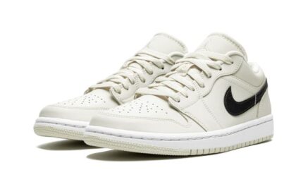 Air Jordan 1 Low Coconut Milk - vue 2