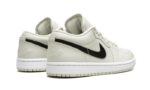 Air Jordan 1 Low Coconut Milk - vue 3