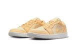 Air Jordan 1 Low SE Celestial Gold - vue 2
