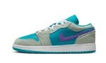 Air Jordan 1 Low SE Light Bone Aquatone - vue 4