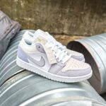 Air Jordan 1 Low Sky Grey Paris - vue 4