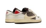 Air Jordan 1 Low Travis Scott Reverse Mocha - vue 3