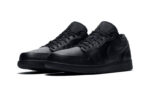 Air Jordan 1 Low Triple Black - vue 2