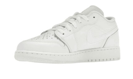 Air Jordan 1 Low Triple White (2023) - vue 2