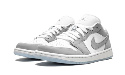 Air Jordan 1 Low Wolf Grey - vue 2