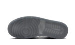 Air Jordan 1 Low Year of the Dragon (2024) - vue 3