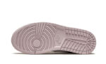 Air Jordan 1 Mid Barely Rose - vue 4