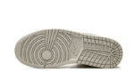 Air Jordan 1 Mid Linen - vue 4