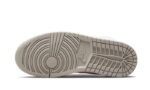 Air Jordan 1 Mid SE Light Iron Ore - vue 3