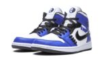 Air Jordan 1 Mid SE Sisterhood - vue 2