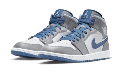 Air Jordan 1 Mid True Blue - vue 2