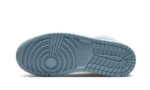 Air Jordan 1 Mid UNC (2022) - vue 3