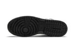 Air Jordan 1 Mid University Take Flight - vue 4