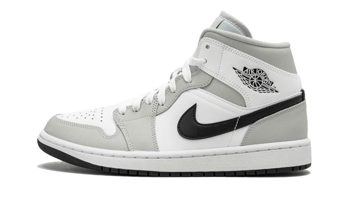 air-jordan-1-mid-white-light-smoke-grey-827595 Air Jordan 1 Mid White Light Smoke Grey authentique