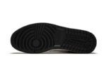Air Jordan 1 Retro High Black Gym Red - vue 4