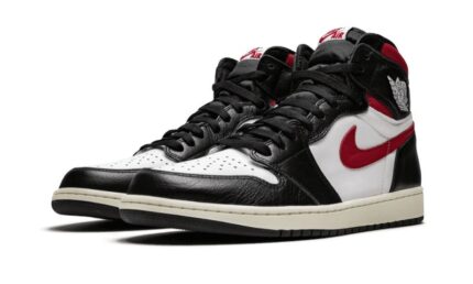 Air Jordan 1 Retro High Black Gym Red - vue 2