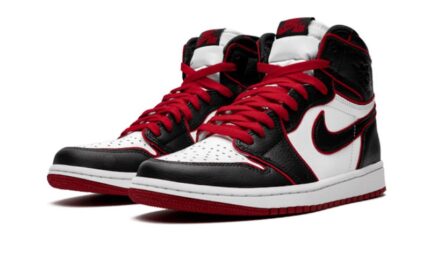 Air Jordan 1 Retro High Bloodline - vue 2