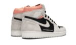 Air Jordan 1 Retro High Neutral Grey Hyper Crimson - vue 3