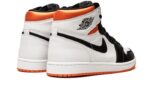 Air Jordan 1 Retro High OG Electro Orange - vue 3