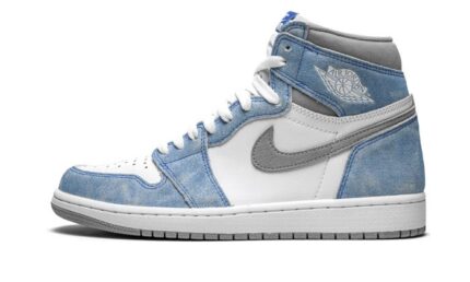 Air Jordan 1 Retro High OG Hyper Royal authentique