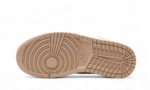 Air Jordan 1 Retro High OG Latte - vue 4