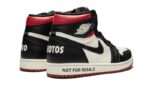 Air Jordan 1 Retro High OG "Not For Resale" Red - vue 3