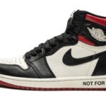 Air Jordan 1 Retro High OG "Not For Resale" Red authentique